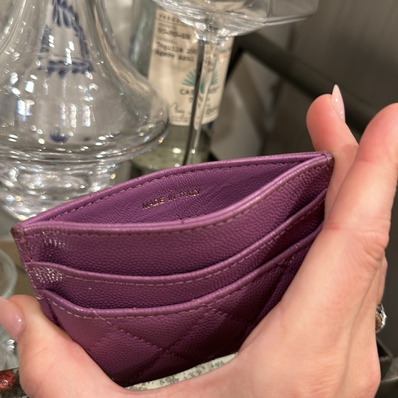 Chanel Caviar Card Holder - Picture 5 of 8